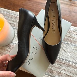 Sole Society classic black pumps